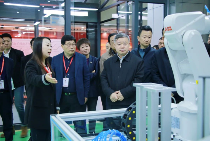 2021-11-28 19:15:01.497000