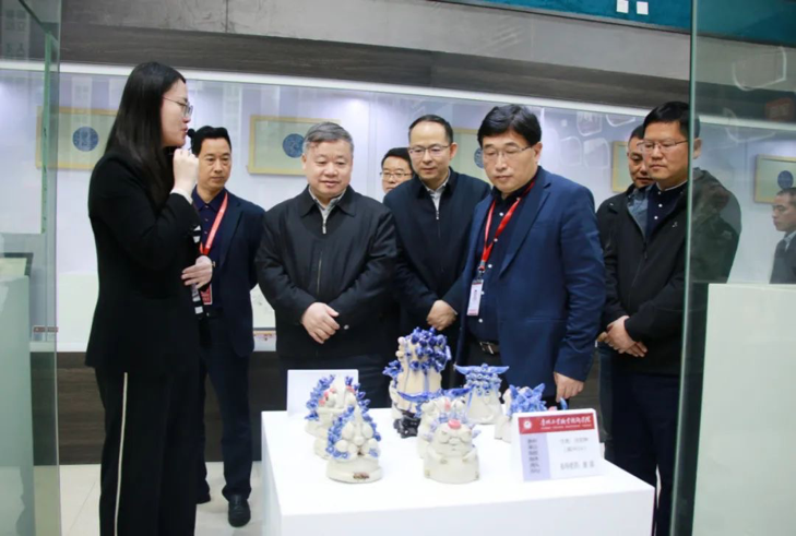 2021-11-28 19:15:24.641000